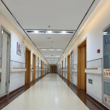 醫(yī)院鋁蜂窩板工程